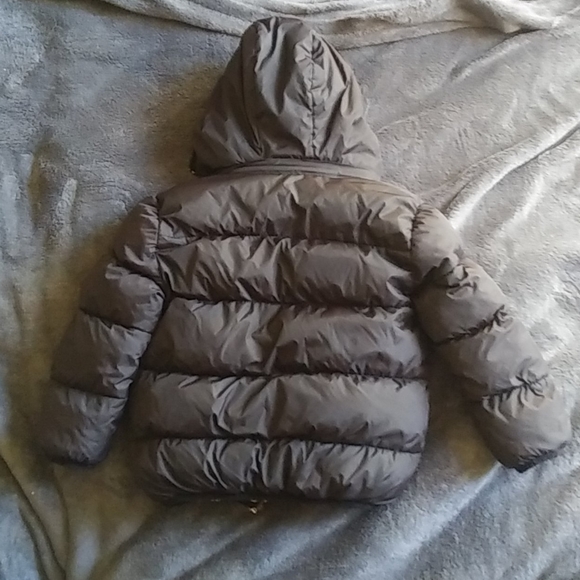 VGUC Sherpa (faux) lined puffer coat - Picture 6 of 12